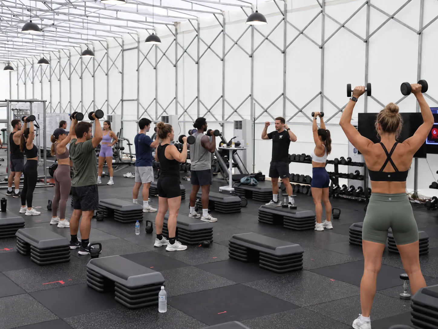 CRAYS Gym sport and community